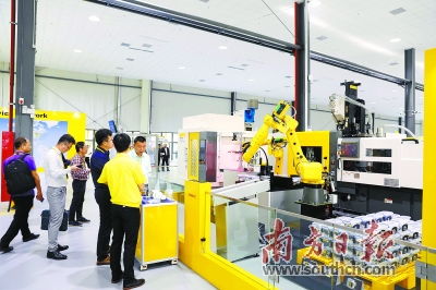 勇闯新路建设万亿工业强区 工业机器人的赋能与突破